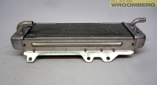Radiator left-4.jpg