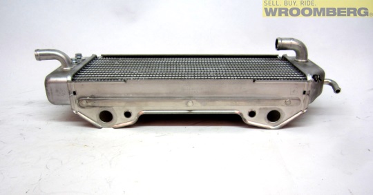 Radiator left-3.jpg