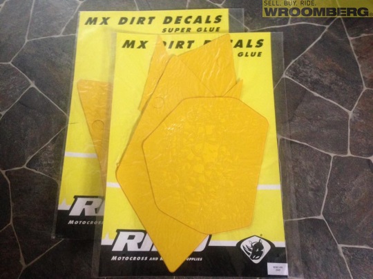 rmz450 05- plast gul.jpg
